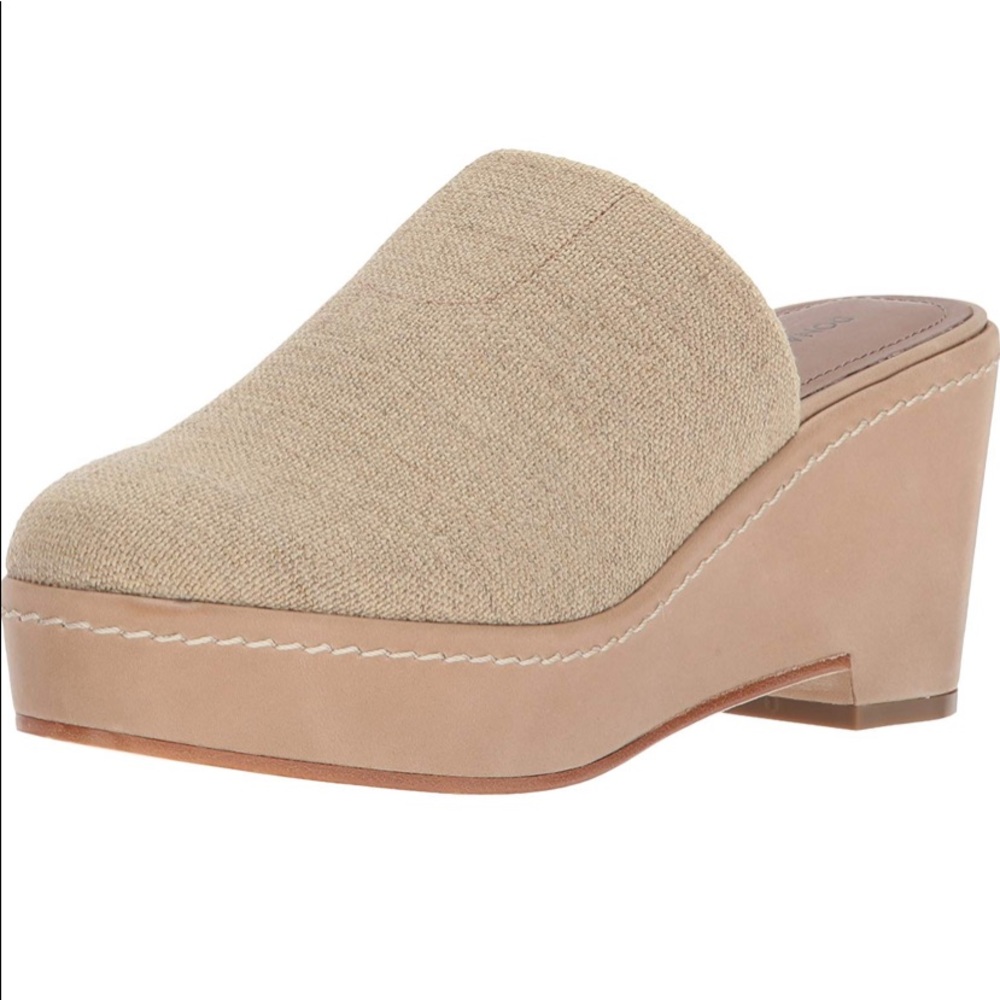 Donald Pliner- Natural Leather Lined Covered Heel